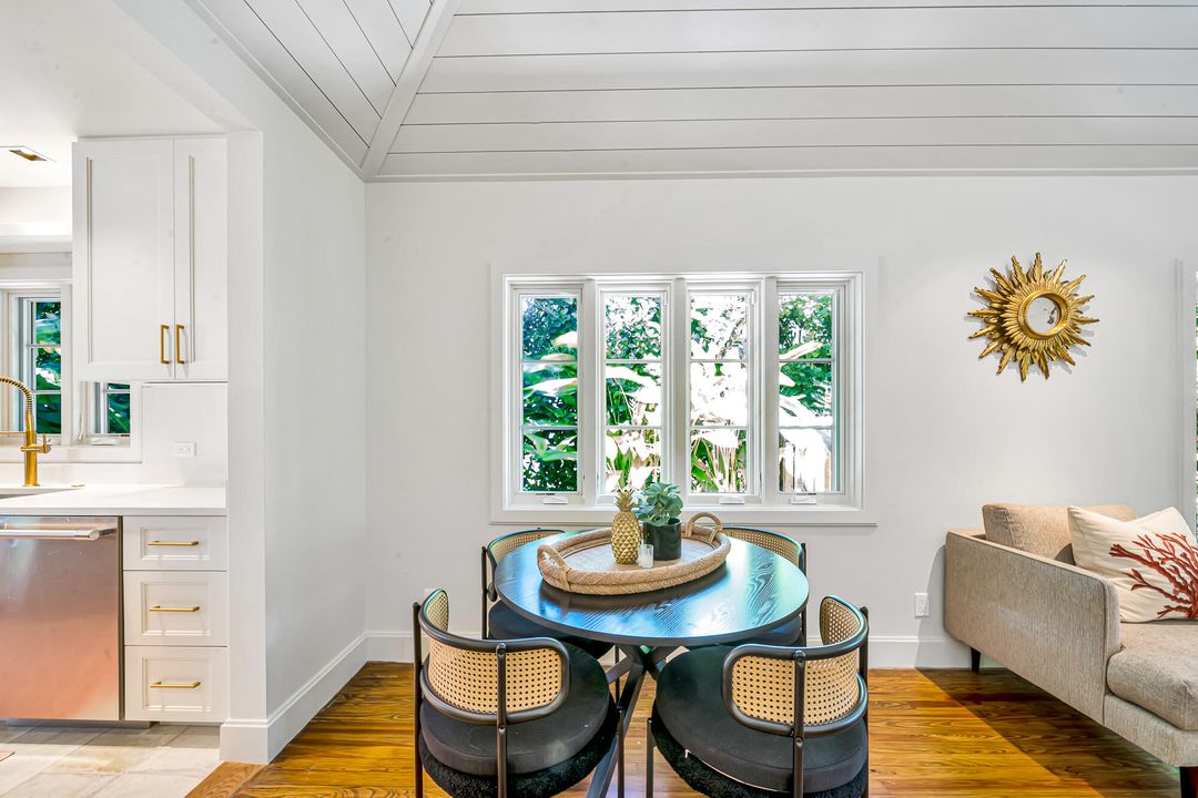 For Sale: $3,300,000 (2 beds, 2 baths, 1757 Square Feet)