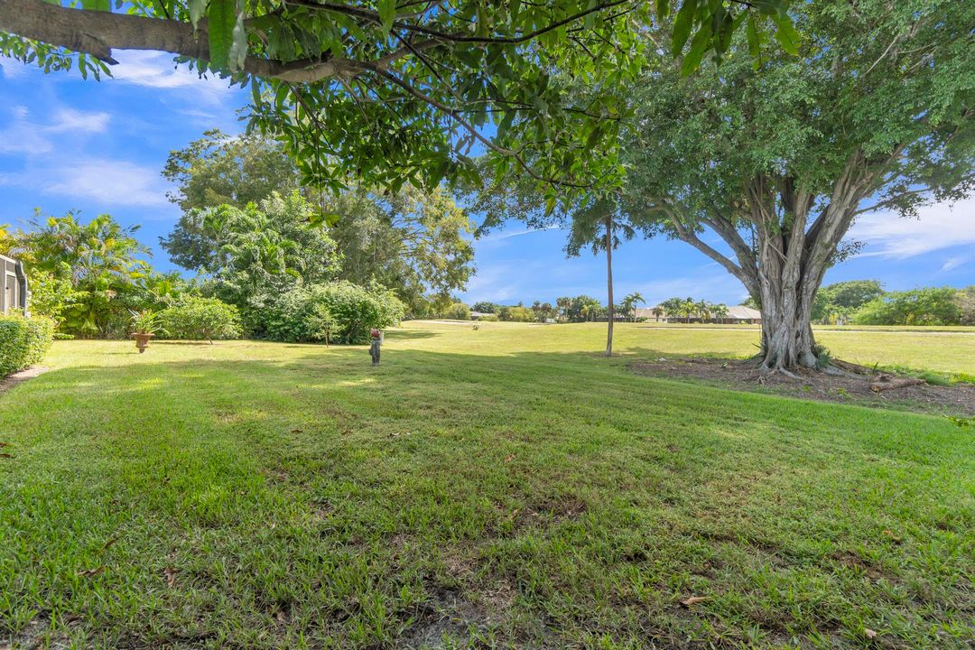 合同活跃: $799,950 (3 贝兹, 3 浴室, 2248 平方英尺)