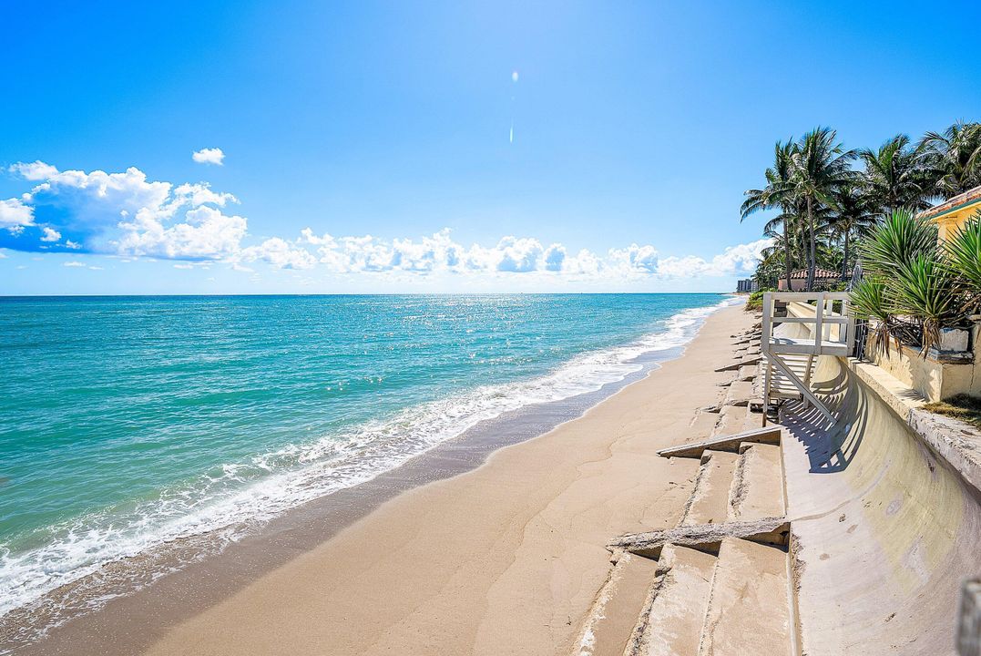 合同活跃: $35,000 (4 贝兹, 4 浴室, 3180 平方英尺)