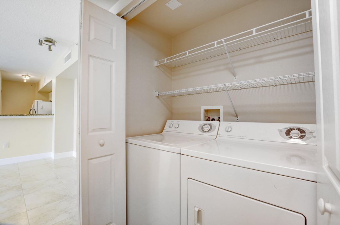 For Rent: $2,900 (2 beds, 2 baths, 1040 Square Feet)