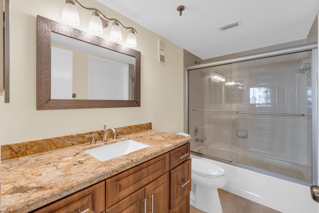 待售: $225,000 (2 贝兹, 2 浴室, 1230 平方英尺)