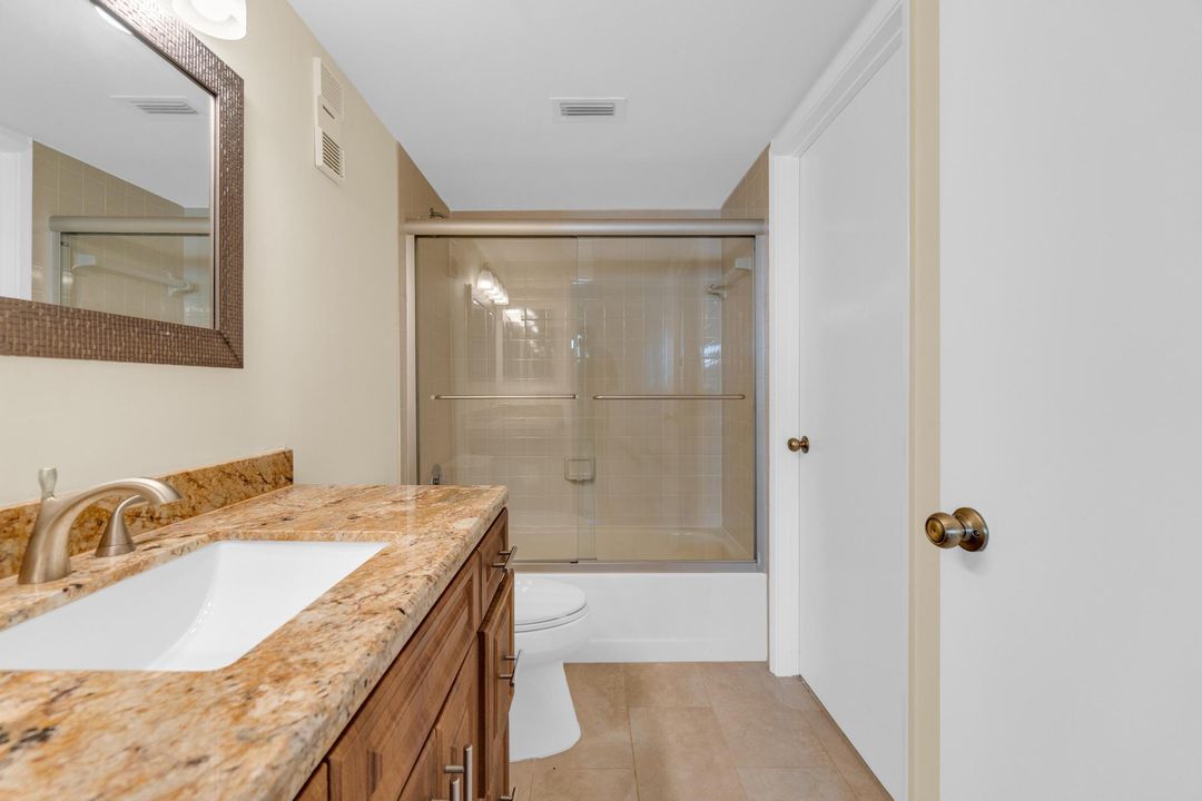 待售: $225,000 (2 贝兹, 2 浴室, 1230 平方英尺)