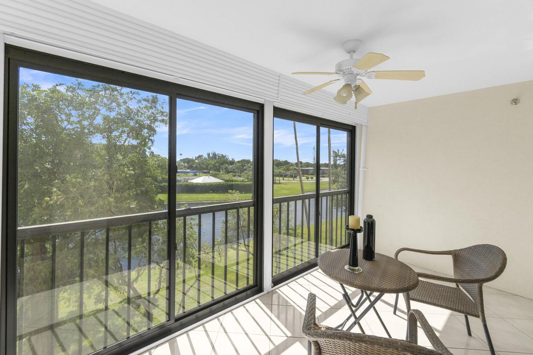 待售: $225,000 (2 贝兹, 2 浴室, 1230 平方英尺)