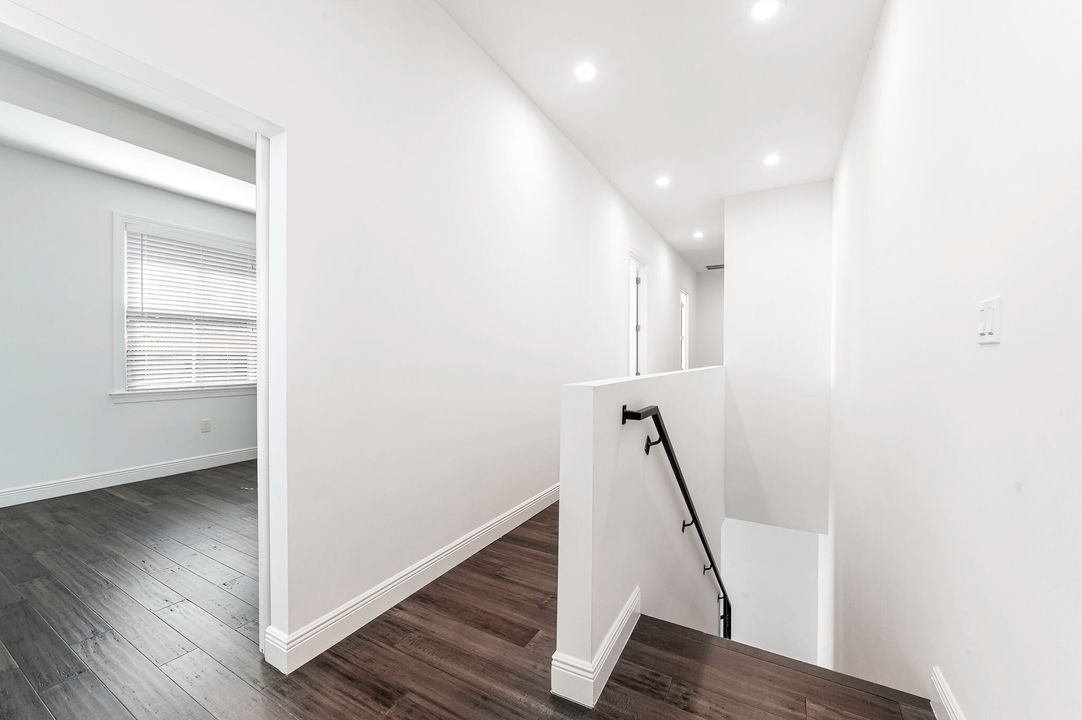 待售: $1,050,000 (4 贝兹, 3 浴室, 2780 平方英尺)