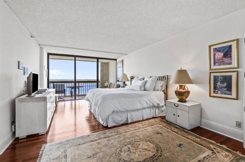 For Sale: $873,000 (3 beds, 2 baths, 2250 Square Feet)