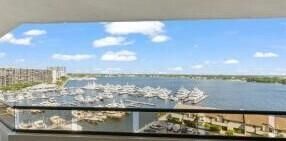 For Sale: $749,000 (2 beds, 2 baths, 2332 Square Feet)