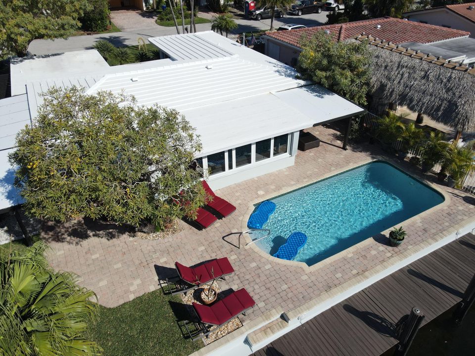 For Rent: $12,000 (2 beds, 2 baths, 1400 Square Feet)