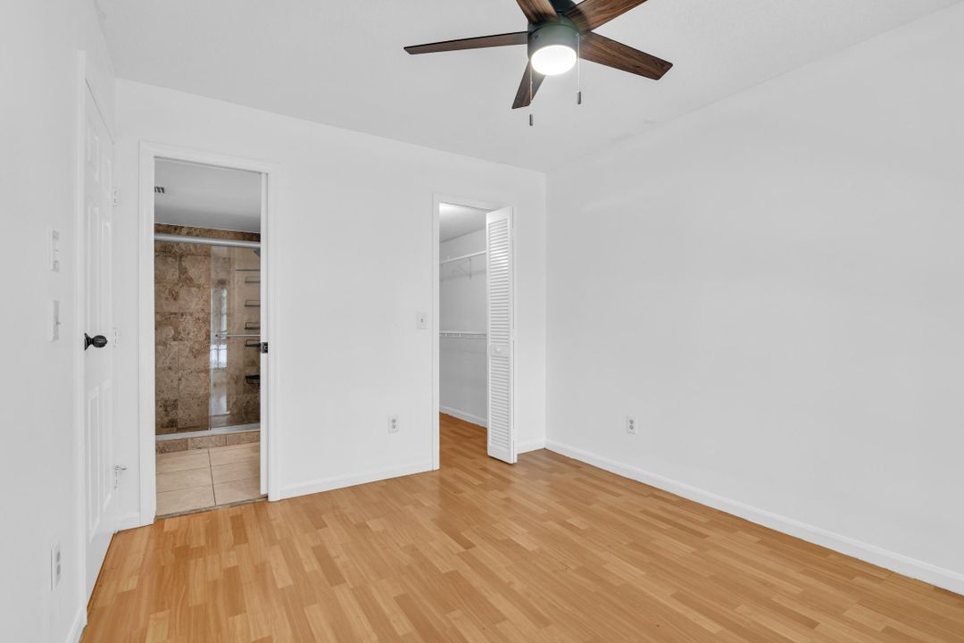 Active With Contract: $399,500 (2 beds, 2 baths, 1109 Square Feet)