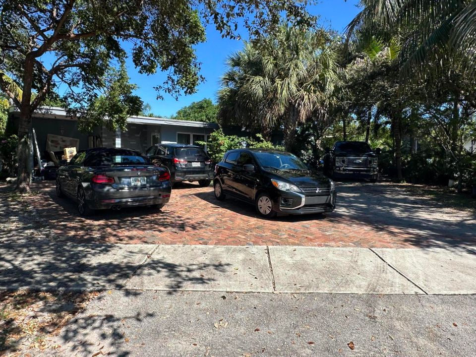 For Sale: $699,000 (0 beds, 0 baths, 1500 Square Feet)