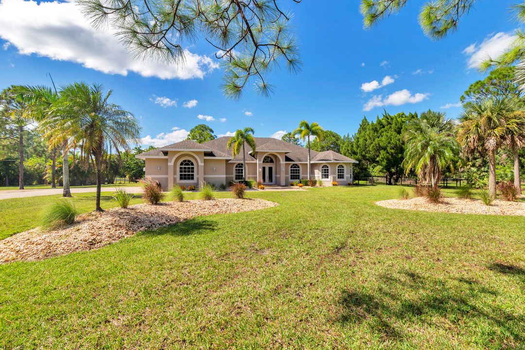 待售: $1,650,000 (4 贝兹, 3 浴室, 3000 平方英尺)