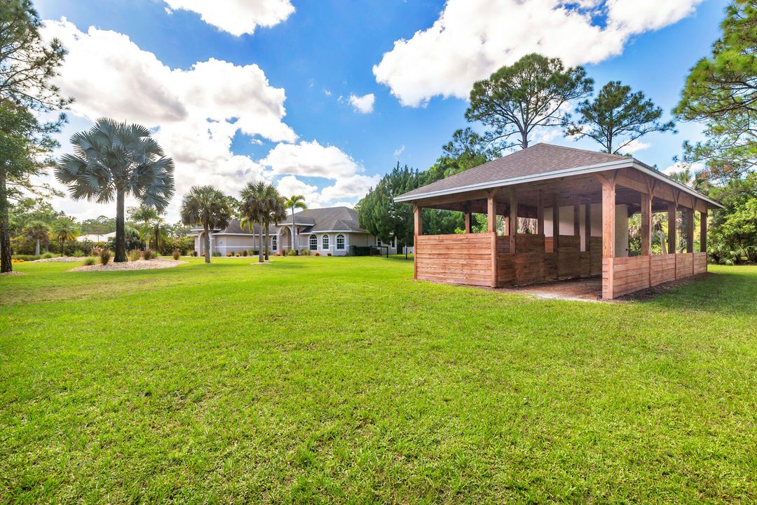 待售: $1,650,000 (4 贝兹, 3 浴室, 3000 平方英尺)