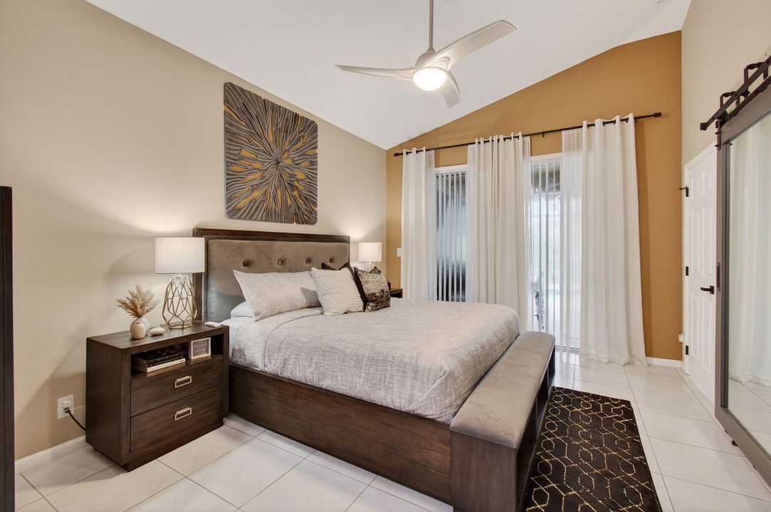 Под контрактом: $749,999 (4 спален, 4 ванн, 2297 Квадратных фут)