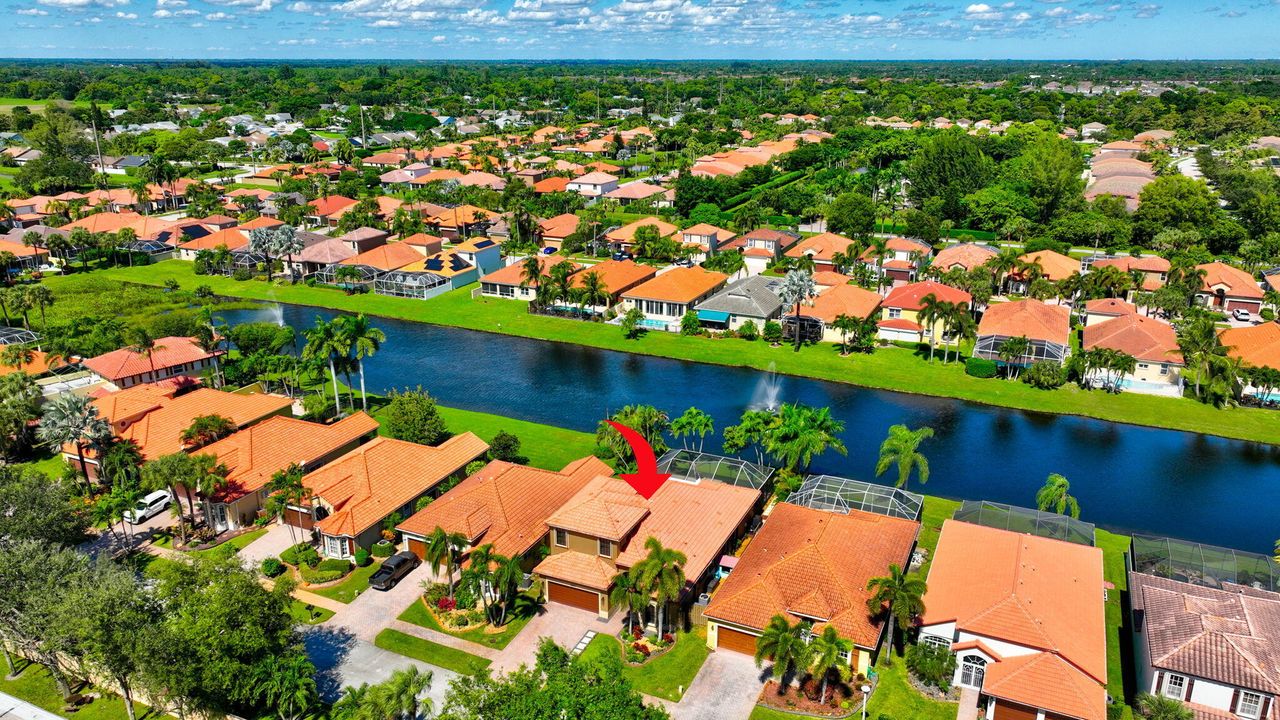 Под контрактом: $749,999 (4 спален, 4 ванн, 2297 Квадратных фут)