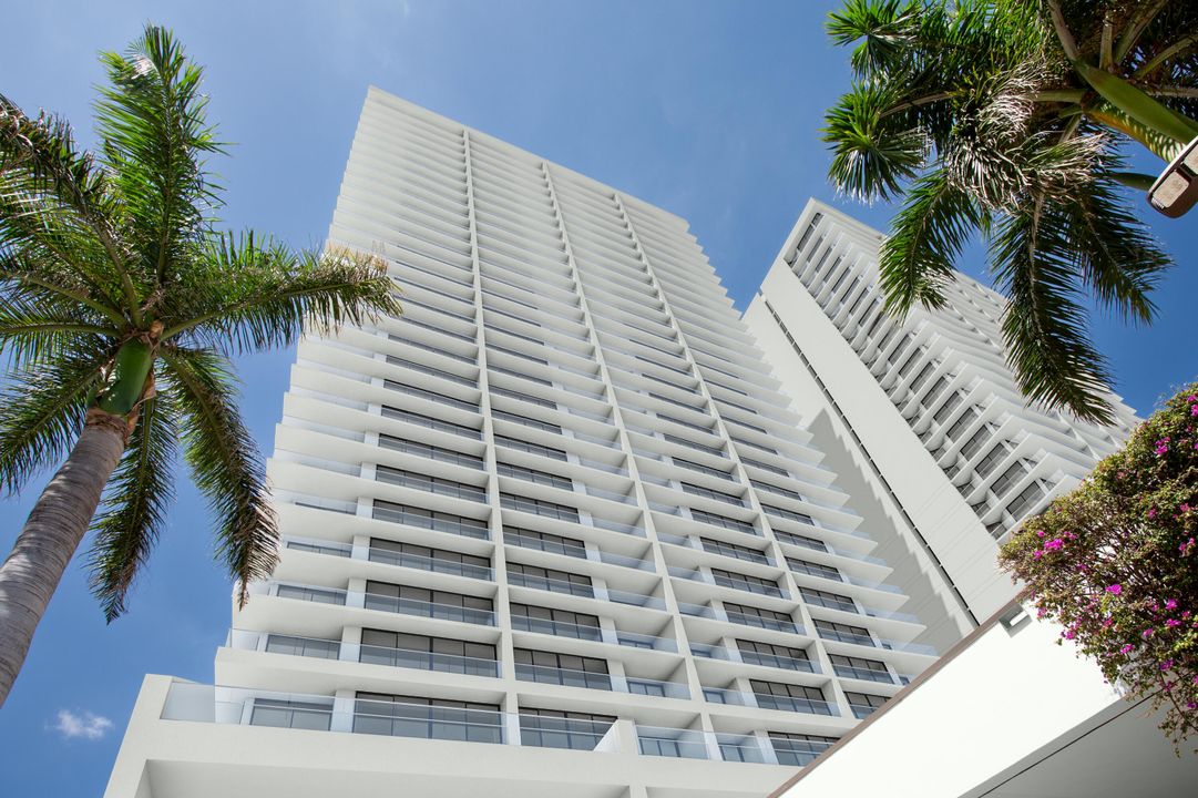 For Sale: $3,795,000 (3 beds, 2 baths, 2091 Square Feet)