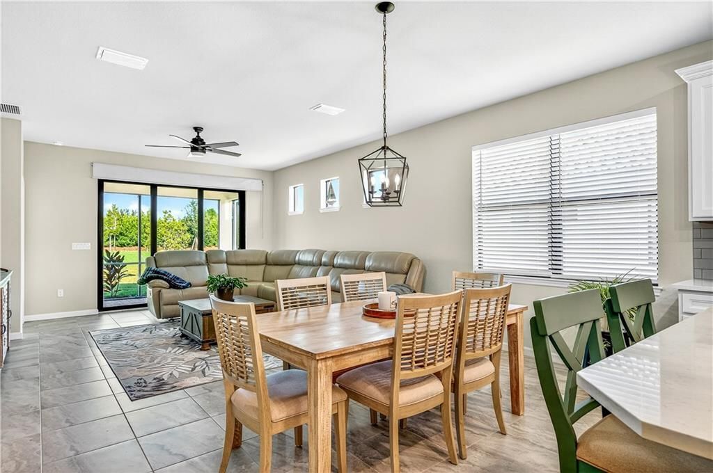 For Sale: $429,950 (2 beds, 2 baths, 1584 Square Feet)