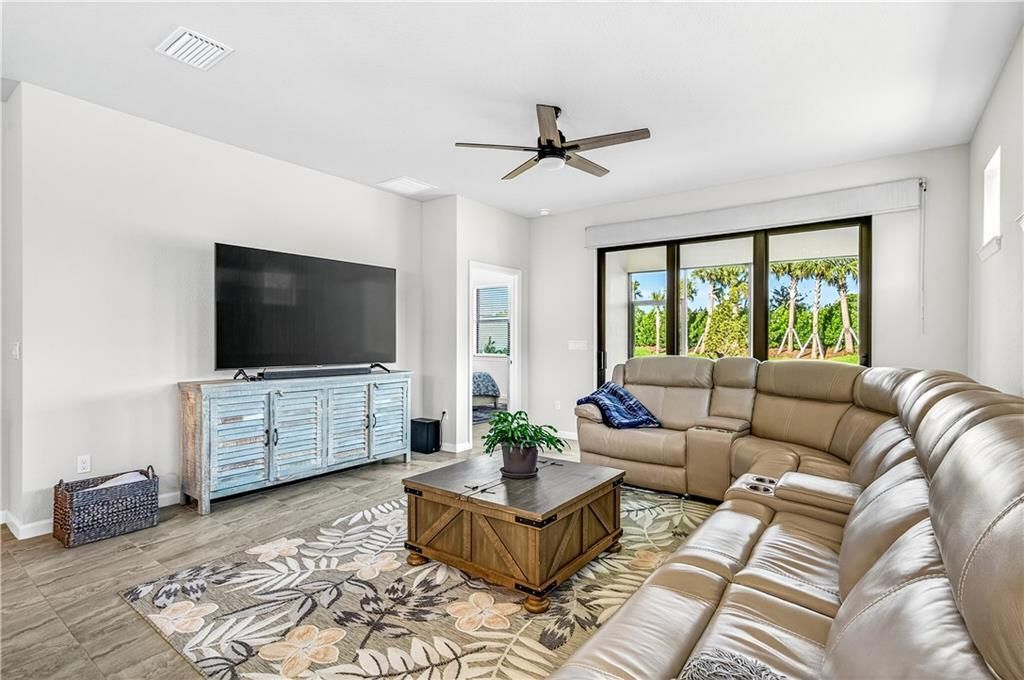 For Sale: $429,950 (2 beds, 2 baths, 1584 Square Feet)