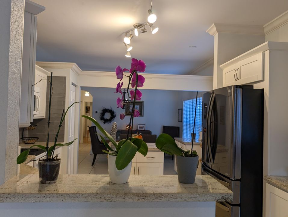 For Sale: $650,000 (3 beds, 2 baths, 1495 Square Feet)