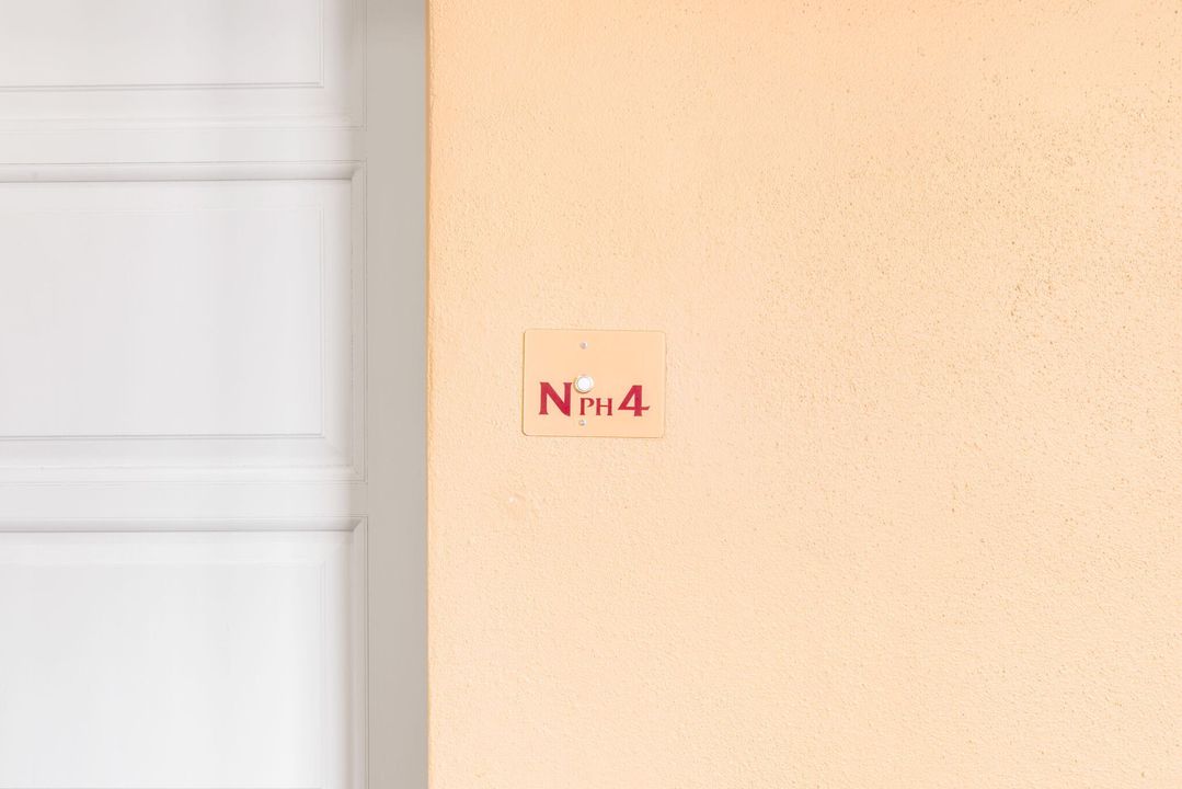 For Sale: $15,500,000 (3 beds, 3 baths, 3560 Square Feet)