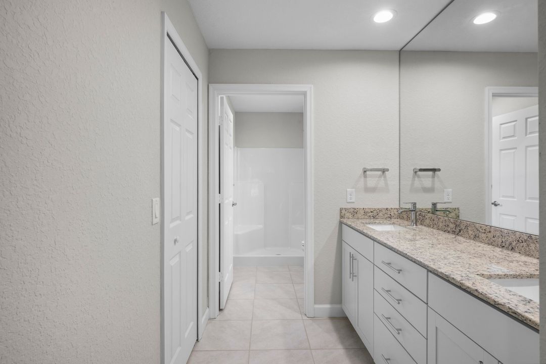 For Sale: $299,000 (3 beds, 2 baths, 1753 Square Feet)