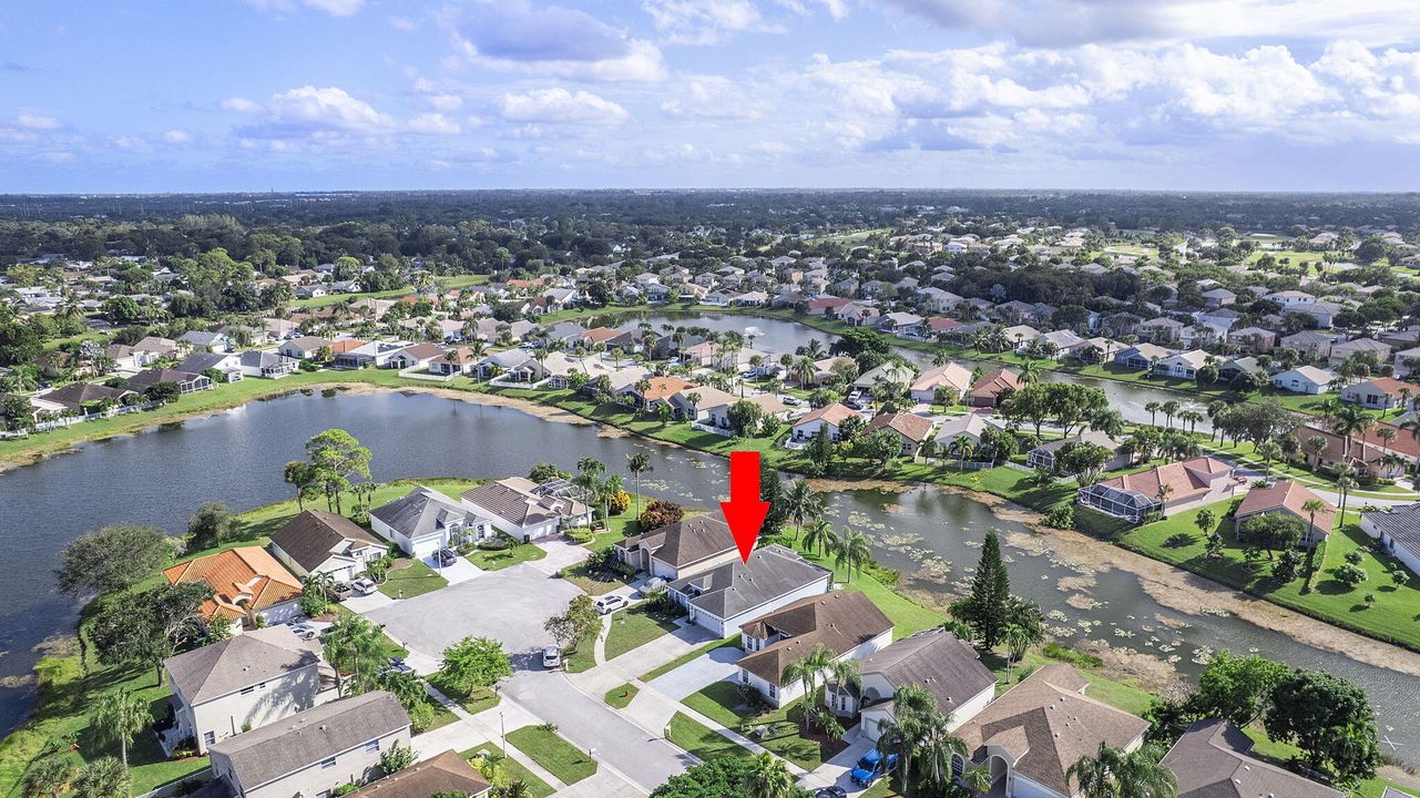 For Rent: $3,500 (4 beds, 3 baths, 1827 Square Feet)