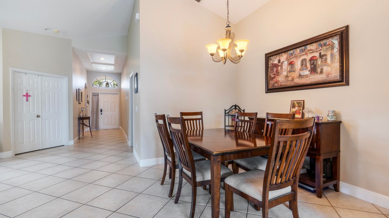 Active With Contract: $550,000 (3 beds, 2 baths, 1922 Square Feet)