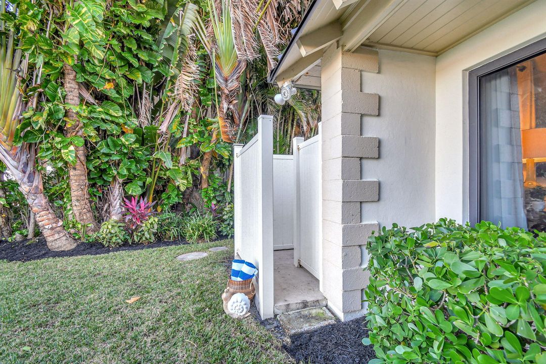 For Rent: $10,000 (2 beds, 3 baths, 1711 Square Feet)