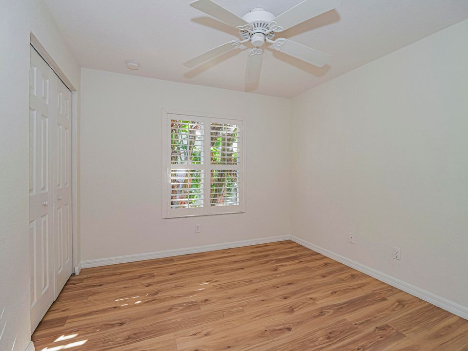 待售: $398,000 (4 贝兹, 2 浴室, 1613 平方英尺)