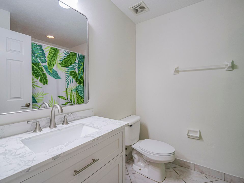 待售: $398,000 (4 贝兹, 2 浴室, 1613 平方英尺)