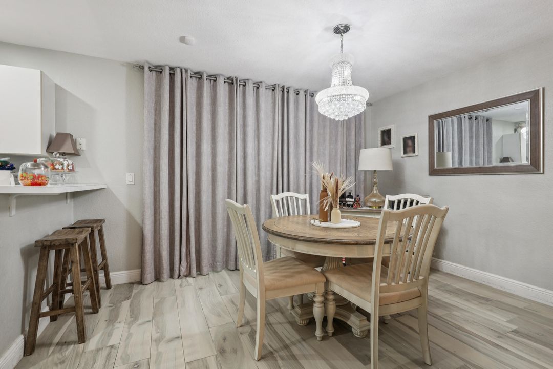 Active With Contract: $375,000 (3 beds, 2 baths, 1263 Square Feet)