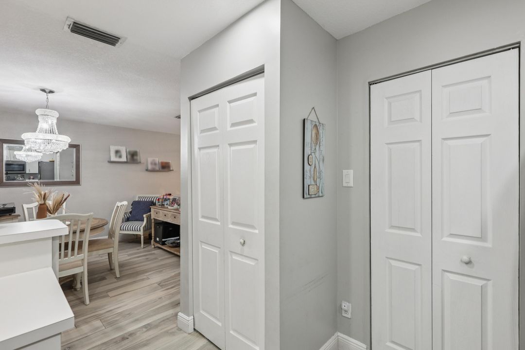 Active With Contract: $375,000 (3 beds, 2 baths, 1263 Square Feet)