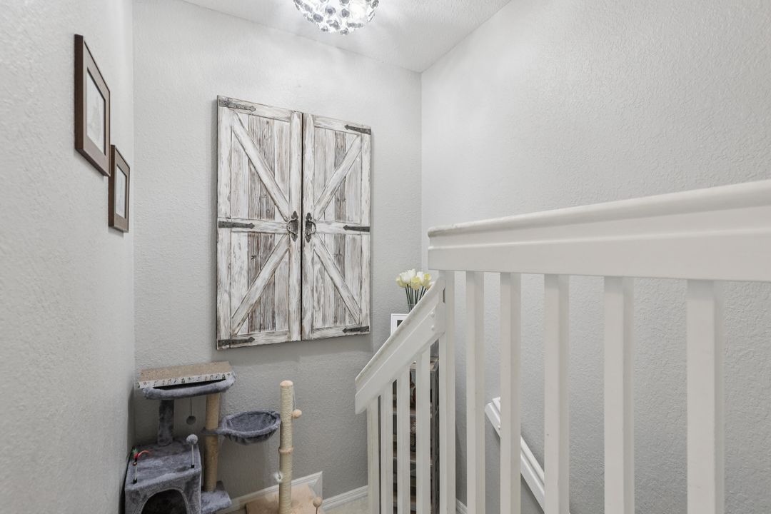 Active With Contract: $375,000 (3 beds, 2 baths, 1263 Square Feet)