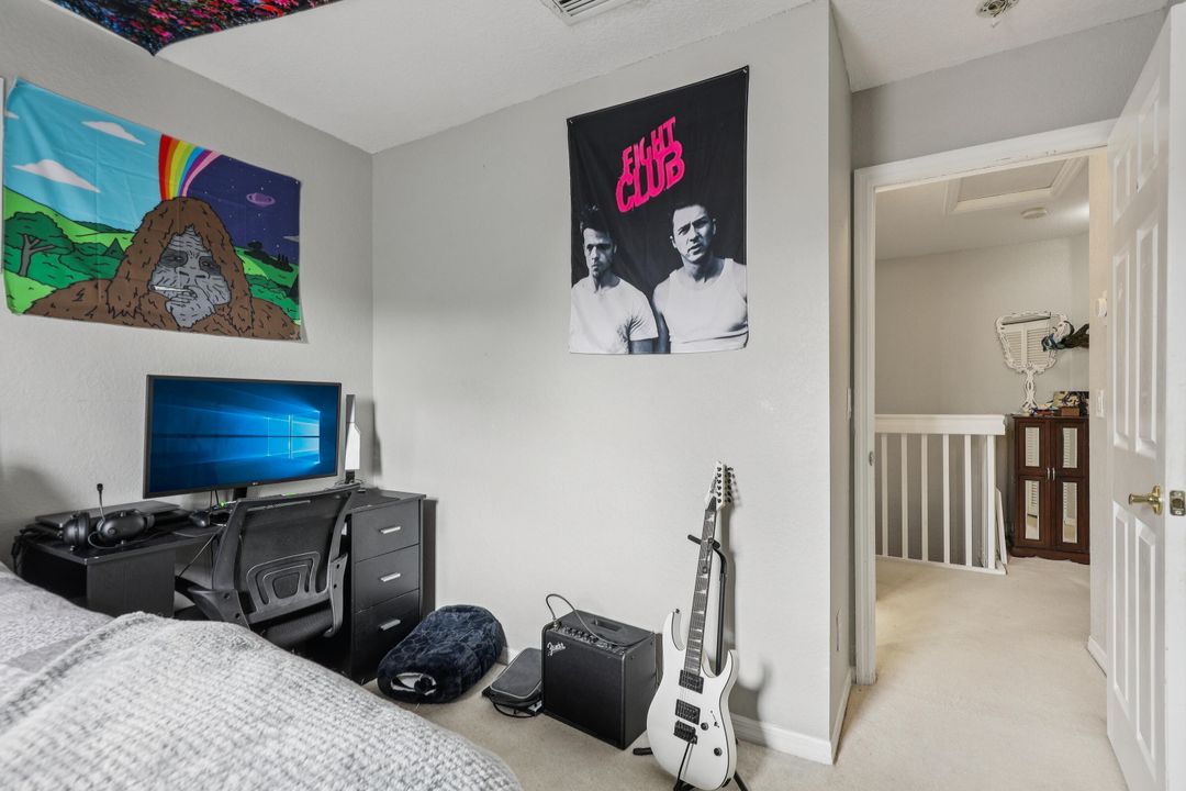 Active With Contract: $375,000 (3 beds, 2 baths, 1263 Square Feet)