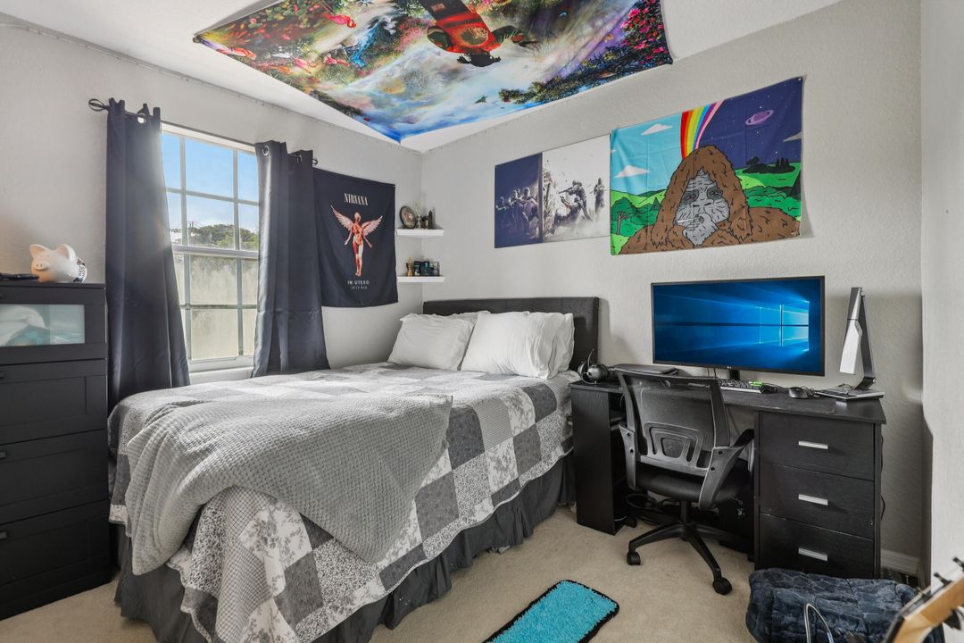 Active With Contract: $375,000 (3 beds, 2 baths, 1263 Square Feet)