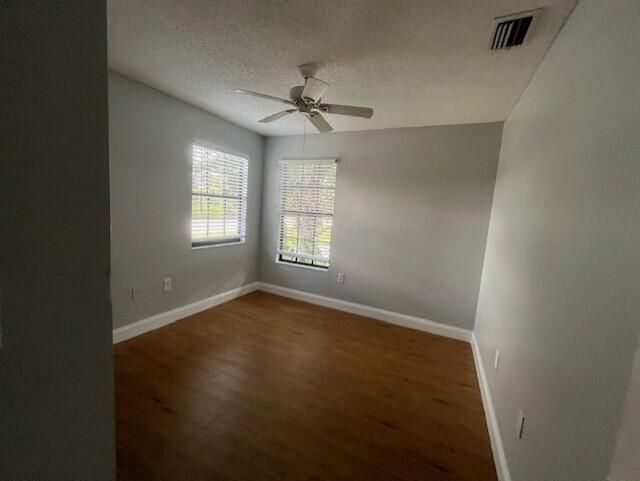 For Rent: $2,890 (3 beds, 2 baths, 1432 Square Feet)