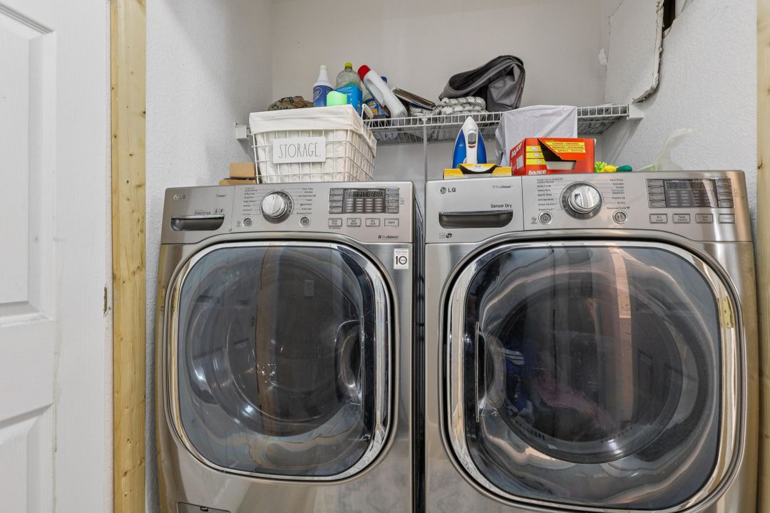 Active With Contract: $375,000 (3 beds, 2 baths, 1263 Square Feet)