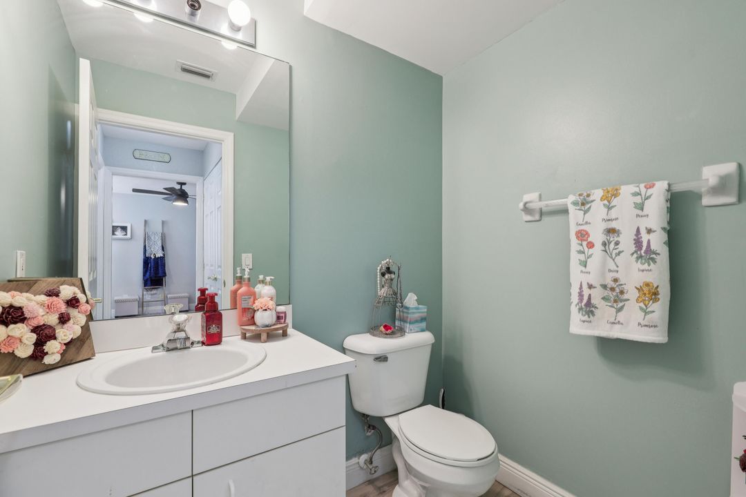 Active With Contract: $375,000 (3 beds, 2 baths, 1263 Square Feet)