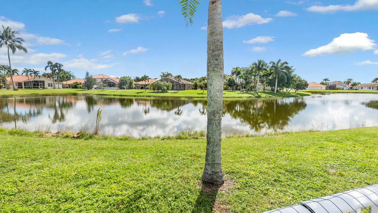 Active With Contract: $550,000 (3 beds, 2 baths, 1922 Square Feet)