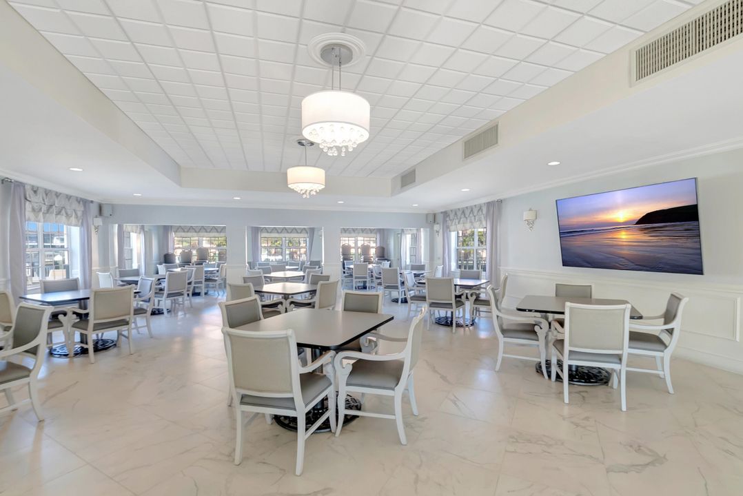 For Sale: $460,000 (1 beds, 1 baths, 793 Square Feet)