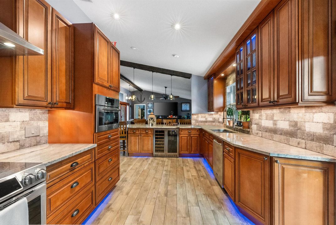 For Sale: $930,000 (3 beds, 2 baths, 1840 Square Feet)