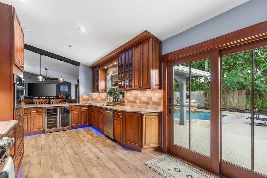 For Sale: $930,000 (3 beds, 2 baths, 1840 Square Feet)