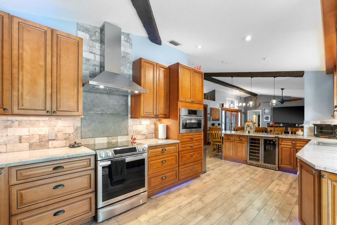 For Sale: $930,000 (3 beds, 2 baths, 1840 Square Feet)