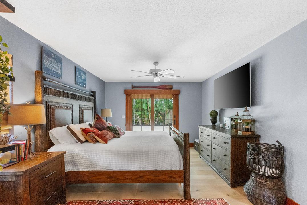 For Sale: $930,000 (3 beds, 2 baths, 1840 Square Feet)