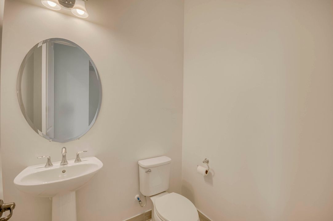 For Sale: $1,500,000 (4 beds, 3 baths, 3084 Square Feet)