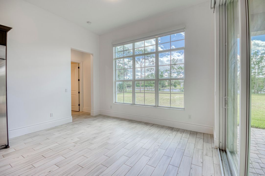 For Sale: $1,500,000 (4 beds, 3 baths, 3084 Square Feet)