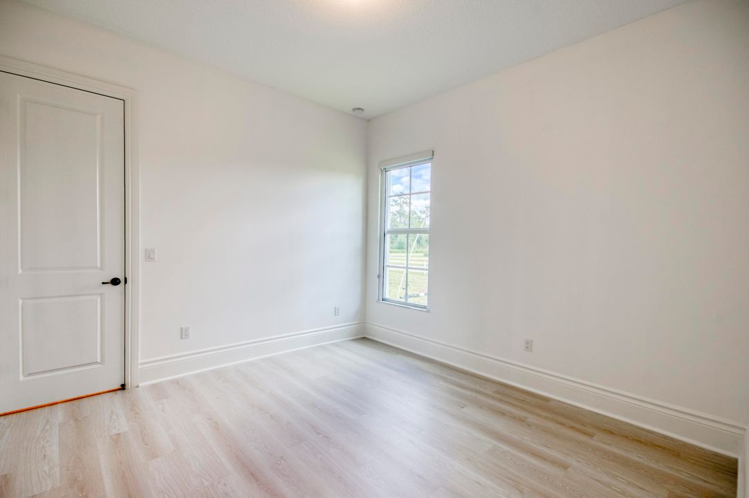 For Sale: $1,500,000 (4 beds, 3 baths, 3084 Square Feet)