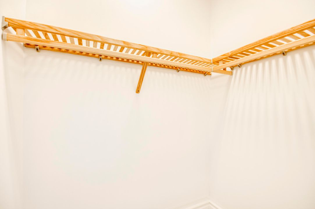 For Sale: $1,500,000 (4 beds, 3 baths, 3084 Square Feet)