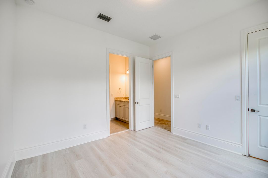 For Sale: $1,500,000 (4 beds, 3 baths, 3084 Square Feet)