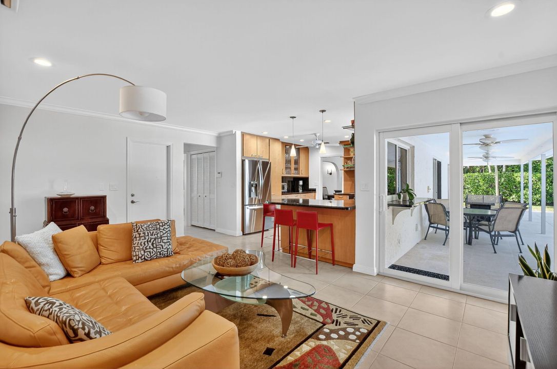 Active With Contract: $1,395,000 (5 beds, 3 baths, 2347 Square Feet)