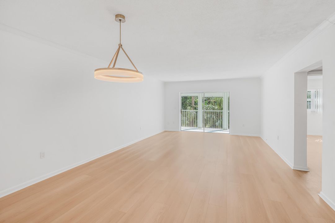 For Rent: $2,500 (2 beds, 2 baths, 1008 Square Feet)