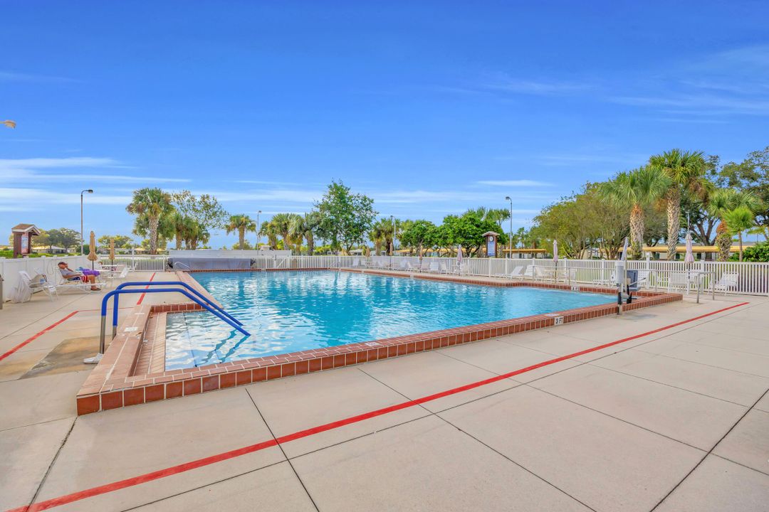 待售: $239,900 (3 贝兹, 2 浴室, 1767 平方英尺)